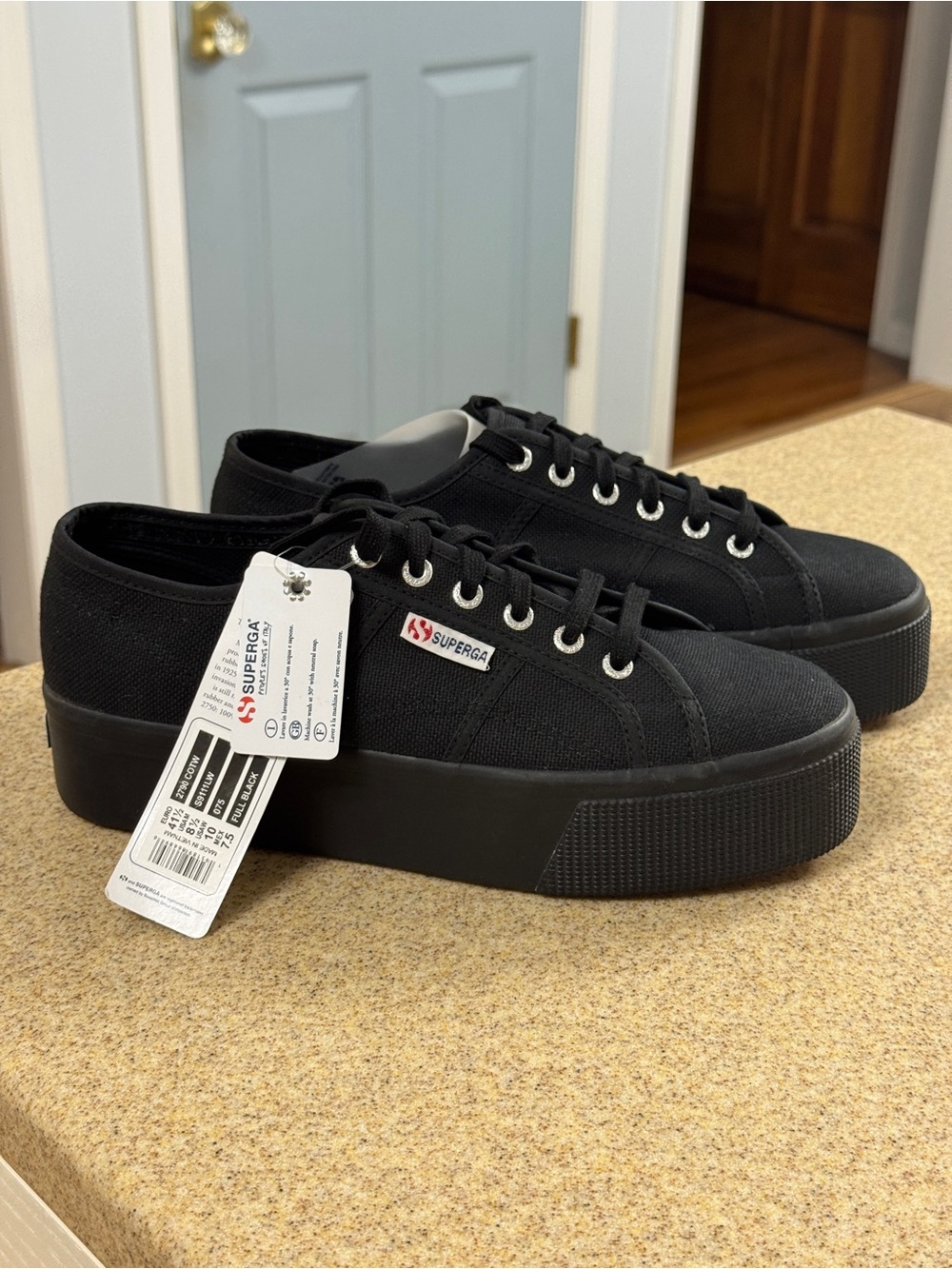Superga 2790 COTW Full Black Platform Unisex Sneakers 41.5 8.5 M 10 W NWT Shoes